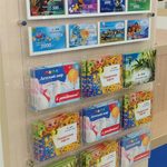Stend dlay podarochnih kart